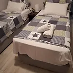 Villasabella 2 * זקינטוס טאון